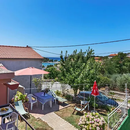 Awesome In With Kitchen 풀라